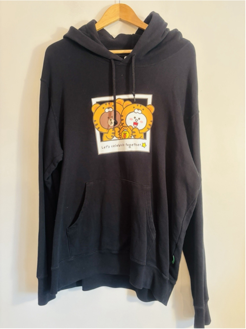 Uniqlo Black Year of The Tiger Hoodie XL